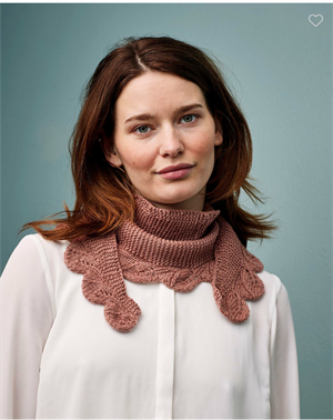 Lillemor by Permin - scarf med bladmønster og retstrik